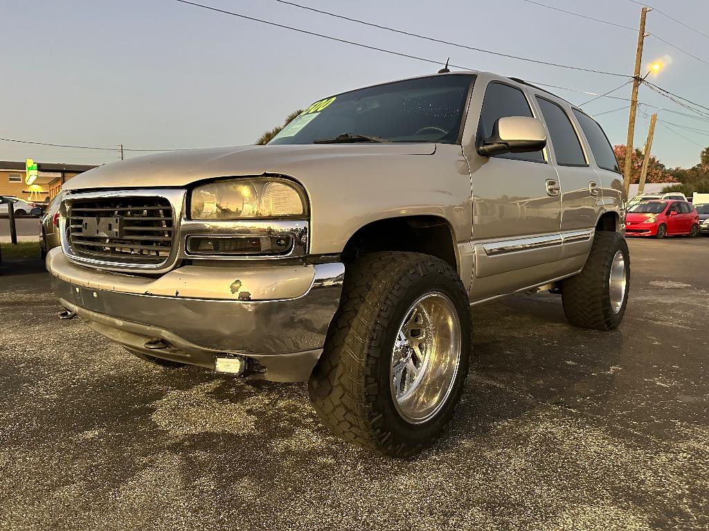 2005 GMC Yukon SLE's photo