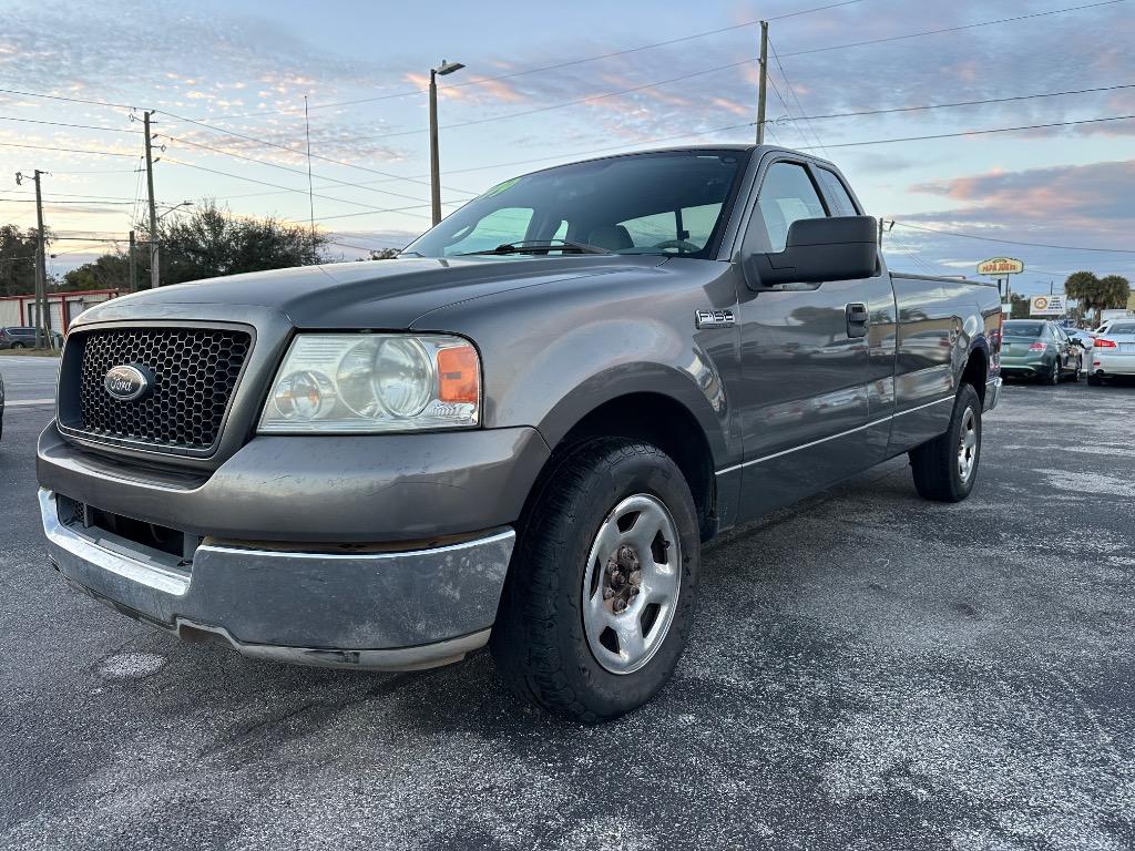2004 Ford F-150 XL